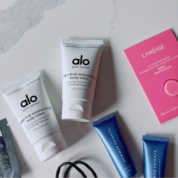 Sephora Skincare and Beauty Sample Set - Picture 5 of 7